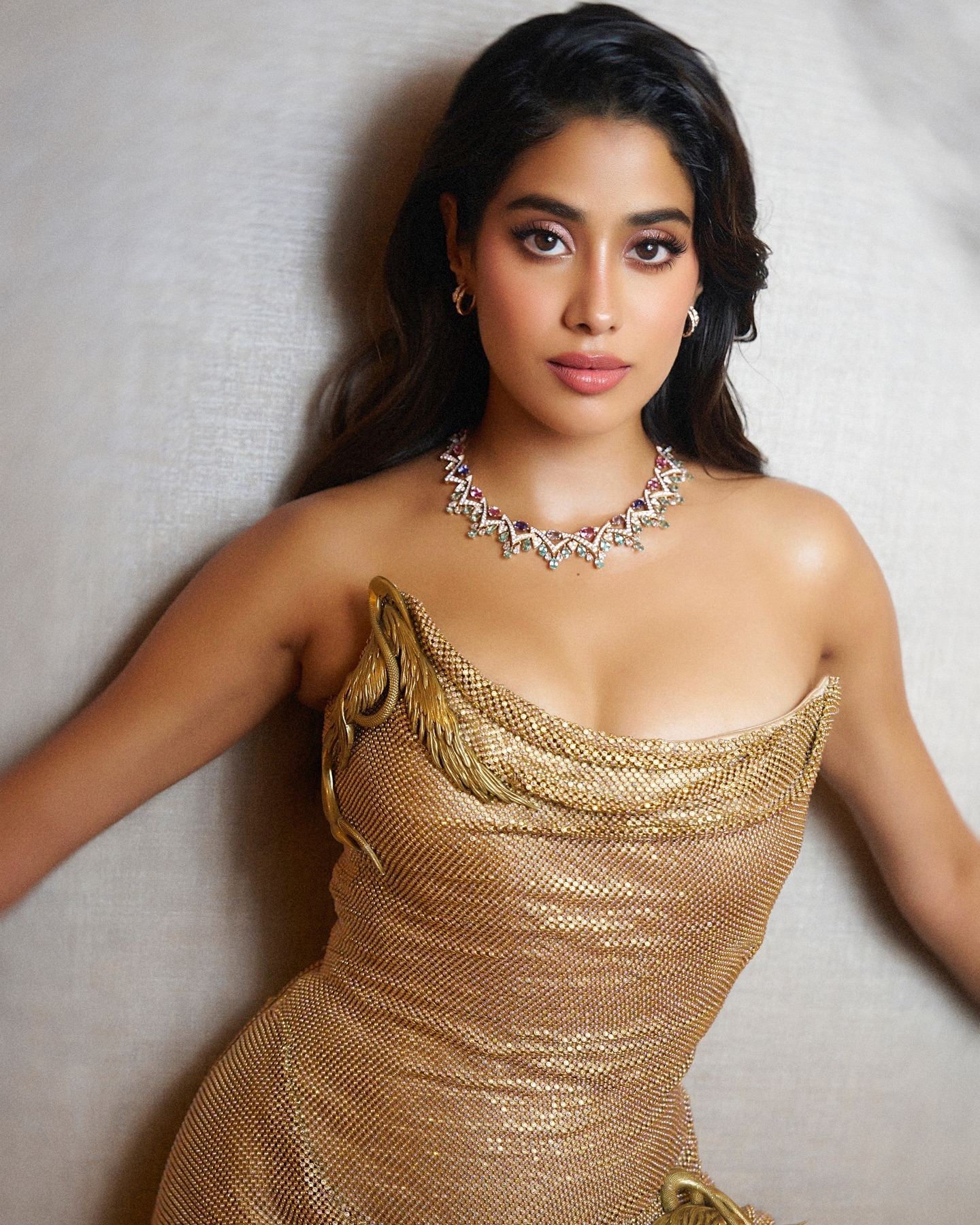 Devara Star Janhvi Kapoor Rocks Hot Look