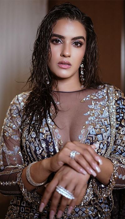 Kavya Thapar