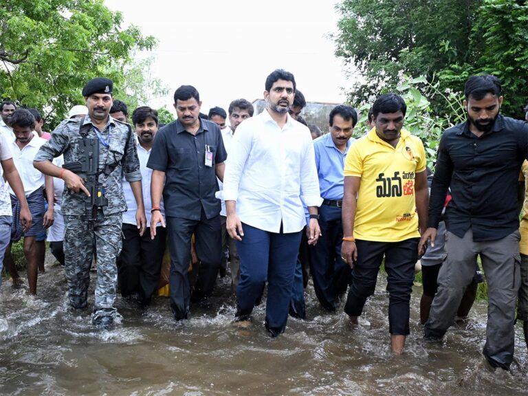 Nara Lokesh Visited Flood Areas Mangalagiri
