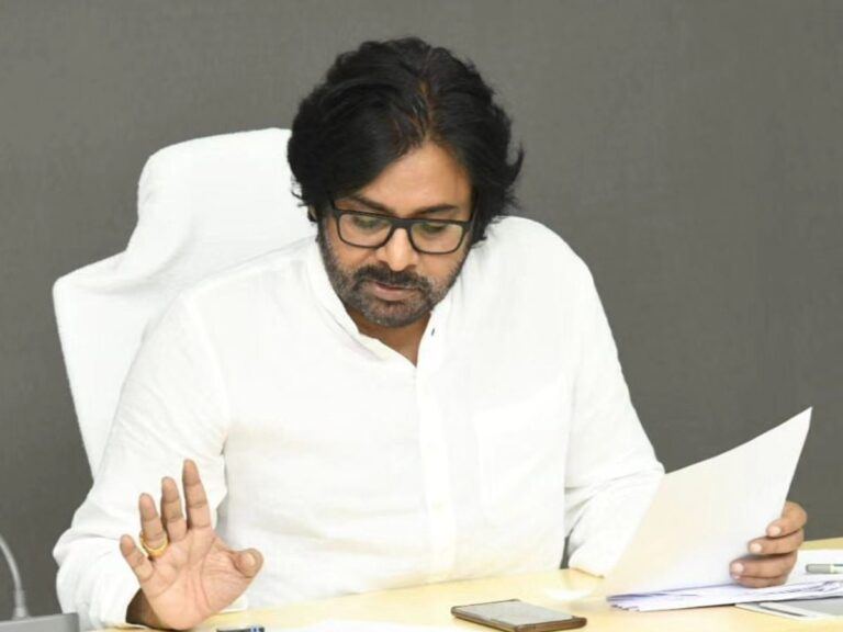 pawan-kalyans-6-crore-charity-to-flood-victims