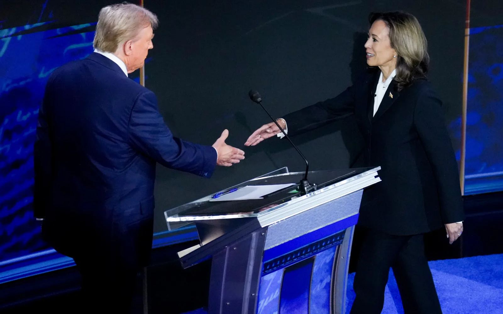 presidential-debate-silence-green-card