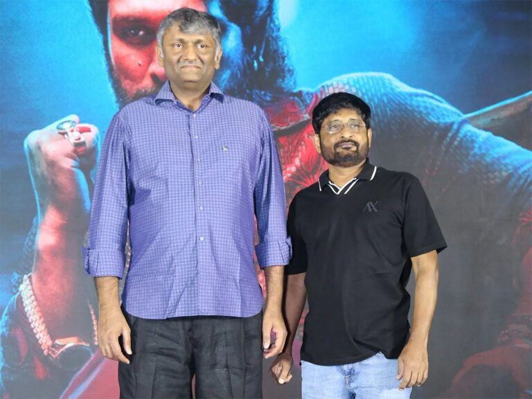 allu-arjun-mega-family-mythri-navee-ravi