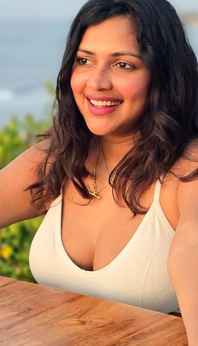 bold-beauty-in-bali-amala-paul-stunning-looks
