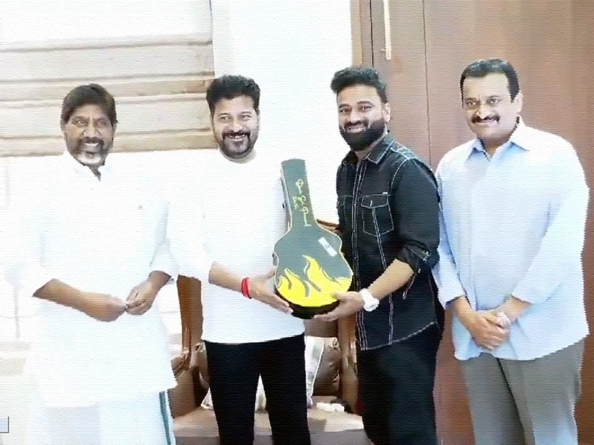Devi Sri Prasad Meets Revanth Reddy: Not Good Optics By The CM
