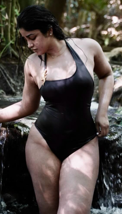 Hot in the Wild Dimple Hayathi’s Tempting Nature