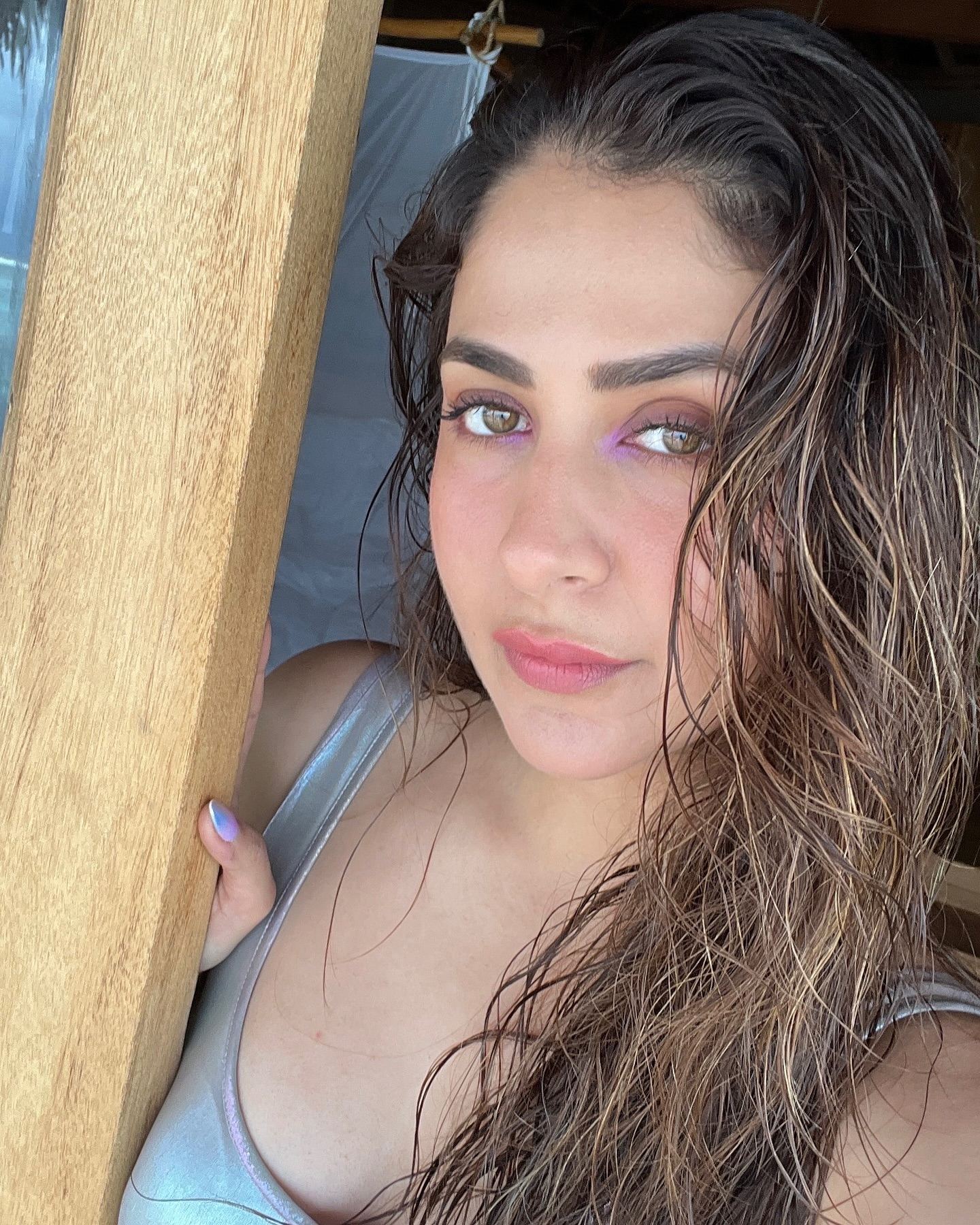 Malvika Raaj Flaunts Sexy Legs in Stunning Dress
