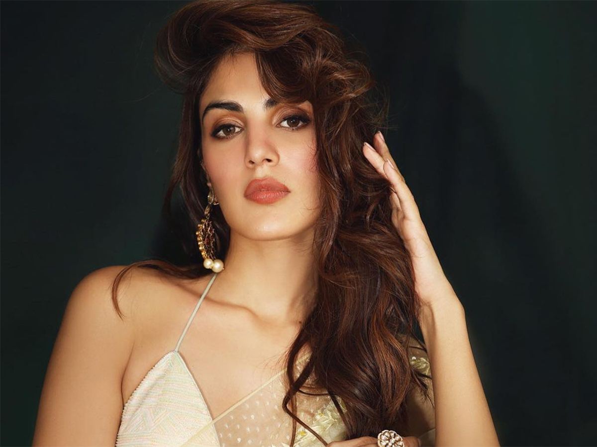 Rhea Chakraborty Scam