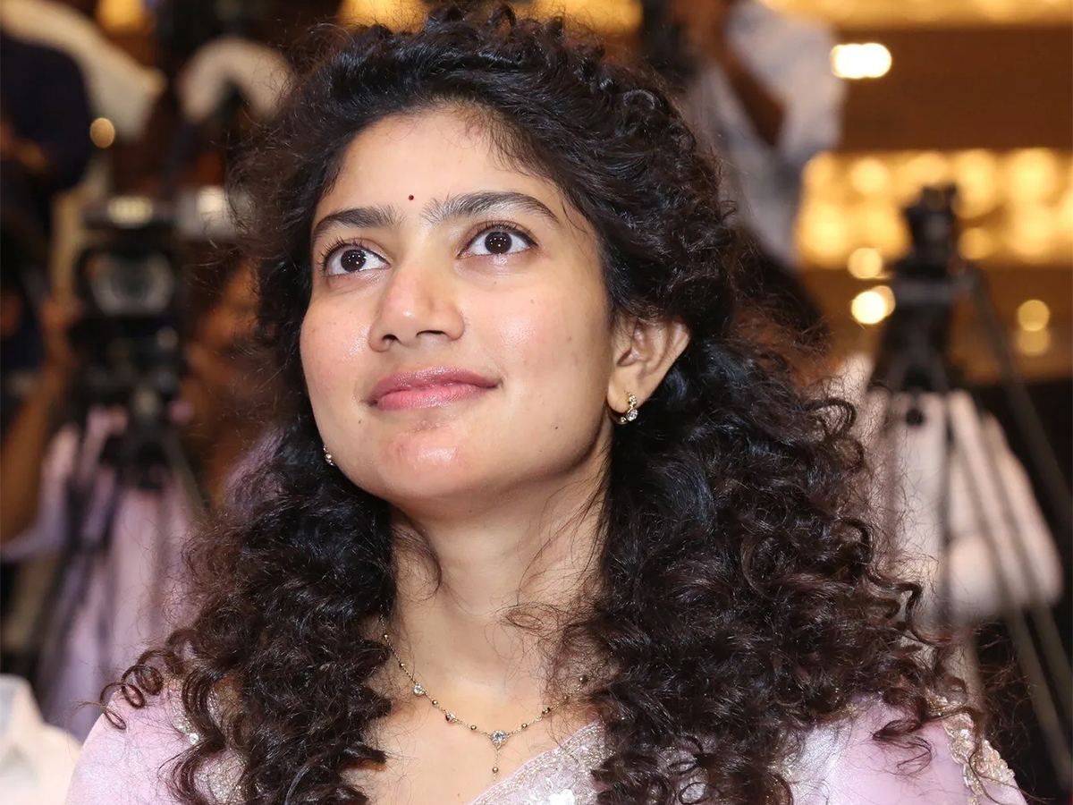 sai-pallavi-amaran-promotions