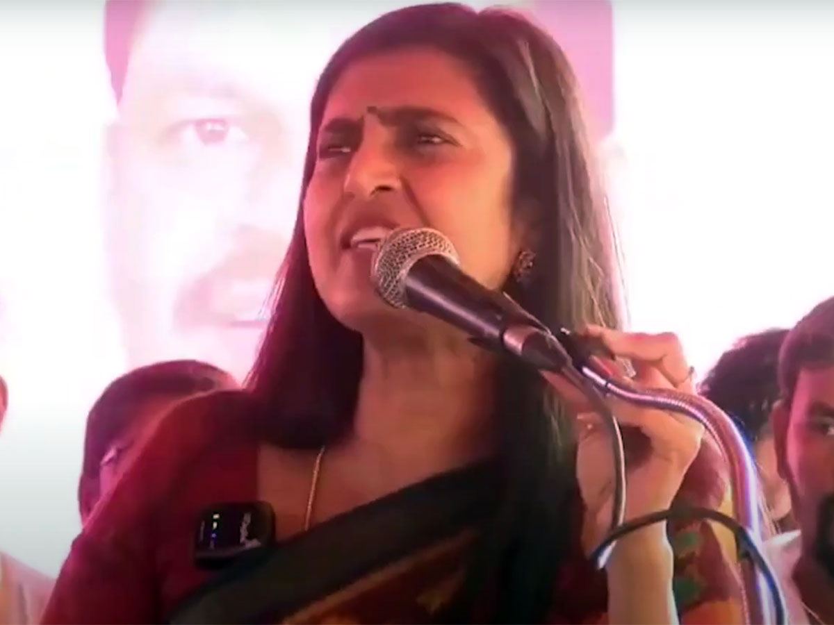 Actress Kasthuri