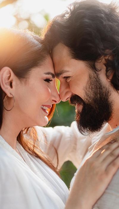 akhil-akkineni-zainab-ravdjee-engagement-