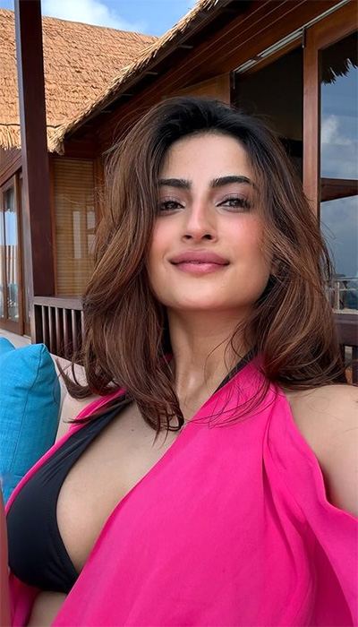 Bikini Beach Vacation Fun with Palak Tiwari