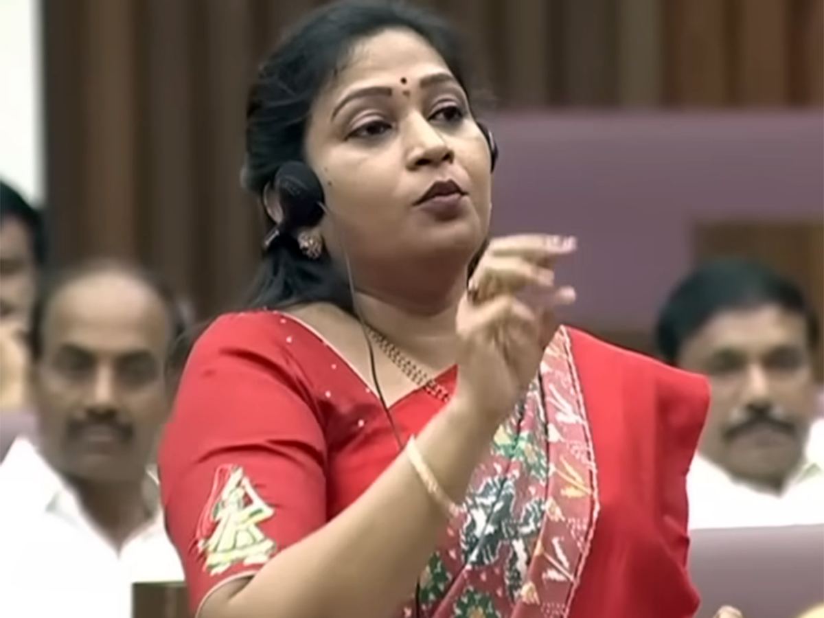 vangalapudi-anitha-assembly-apology