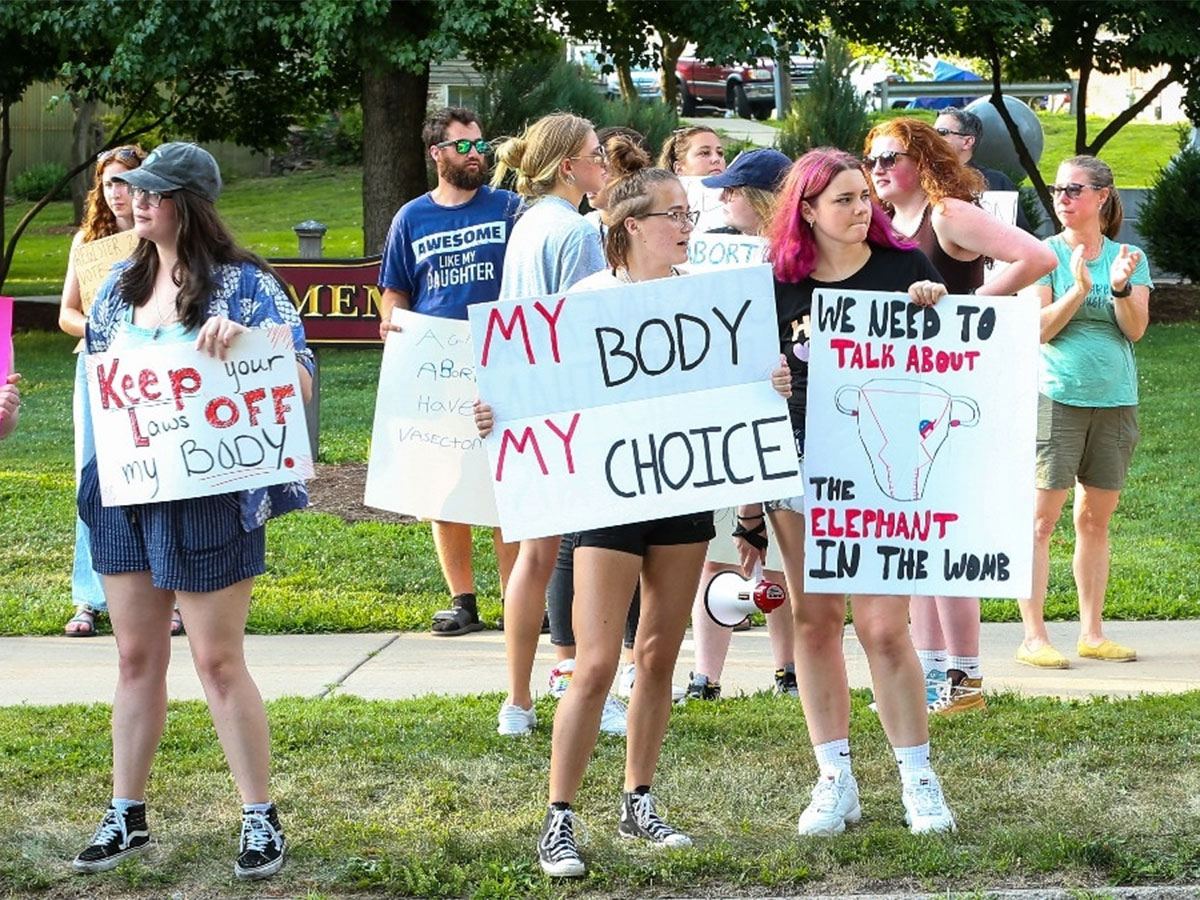 Women Boycott Sex