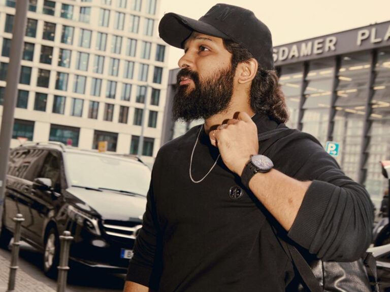 Allu Arjun Going to Dubai