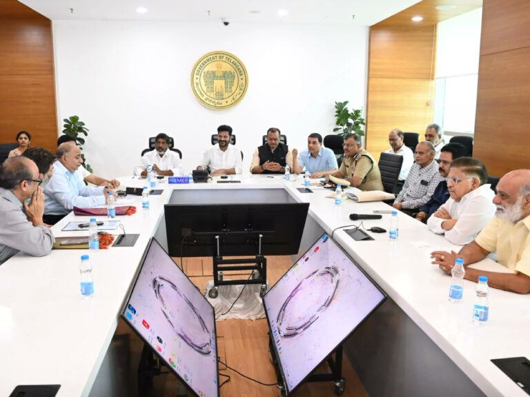 cmo-plants-leaks-in-media-about-tollywood-meeting