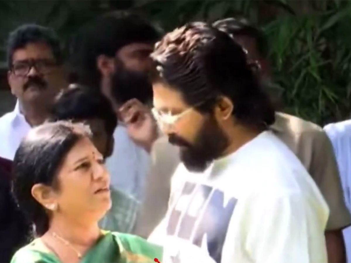 Emotional Bond Of Allu Arjun and Surekha