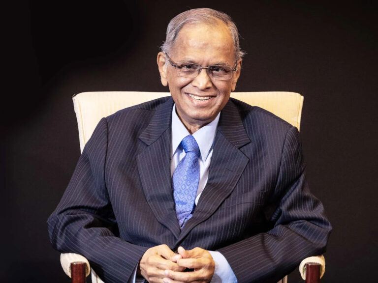 infosys-narayana-murthy-buys-50-cr-flat
