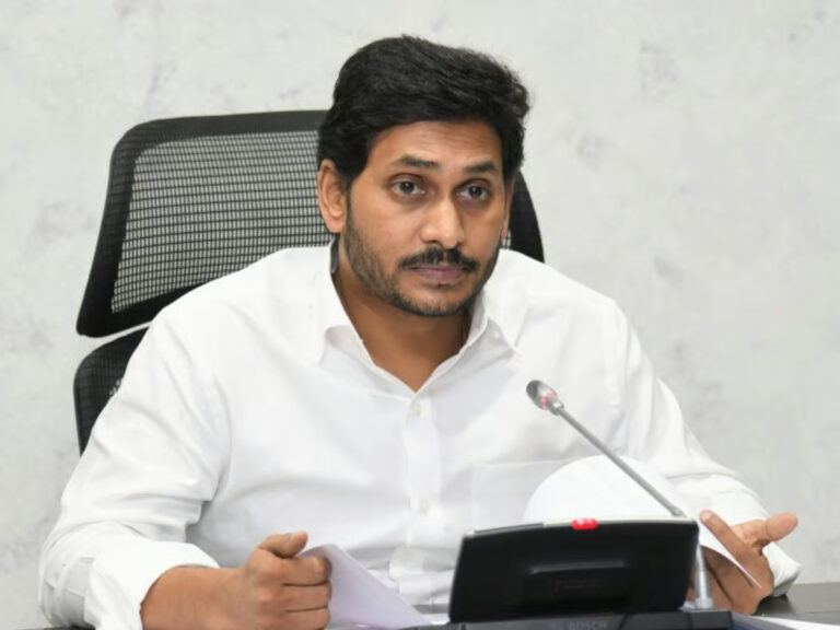 jagan-mohan-reddy's big electricity dept scam out