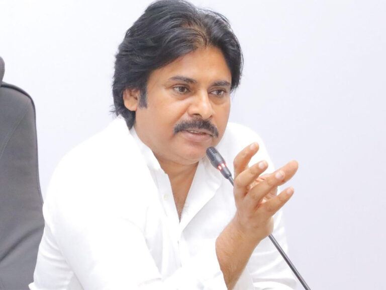 Pawan Kalyan Allu Arjun Controversy Sandhya Theatre Stampede