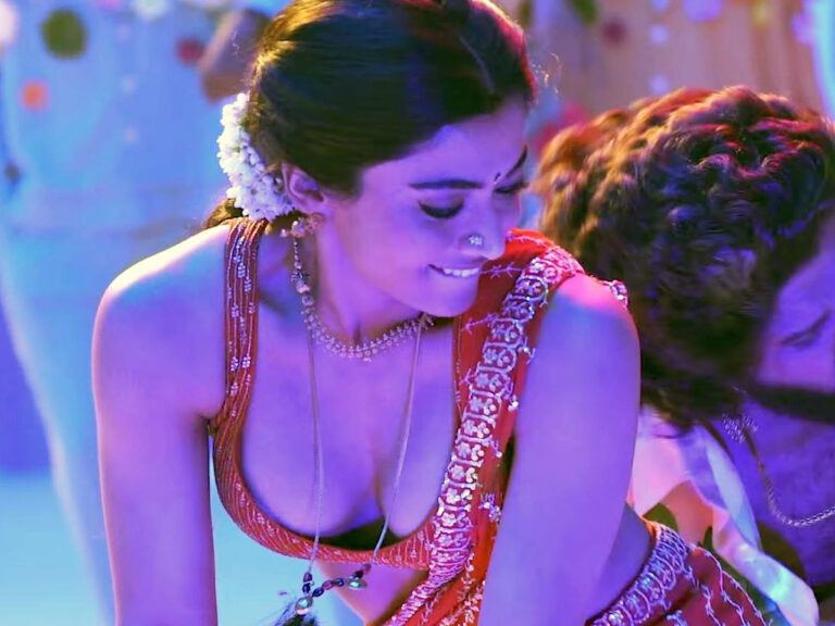 peelings-effect-rashmika-oomph-floods-social-media