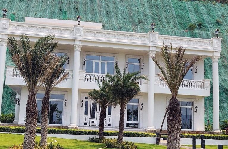 Rushikonda Palace Chandrababu Missing Biggest Positive PR