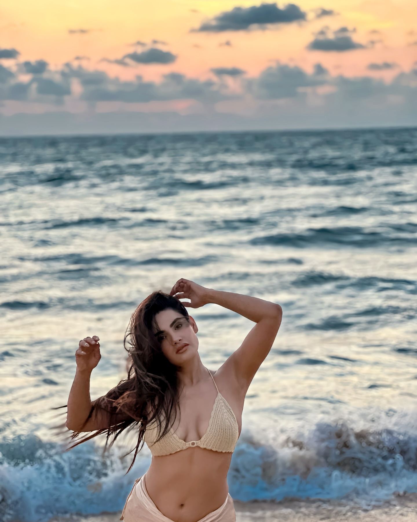 Sakshi Dwivedi's Hottest Beach Looks Revealed!