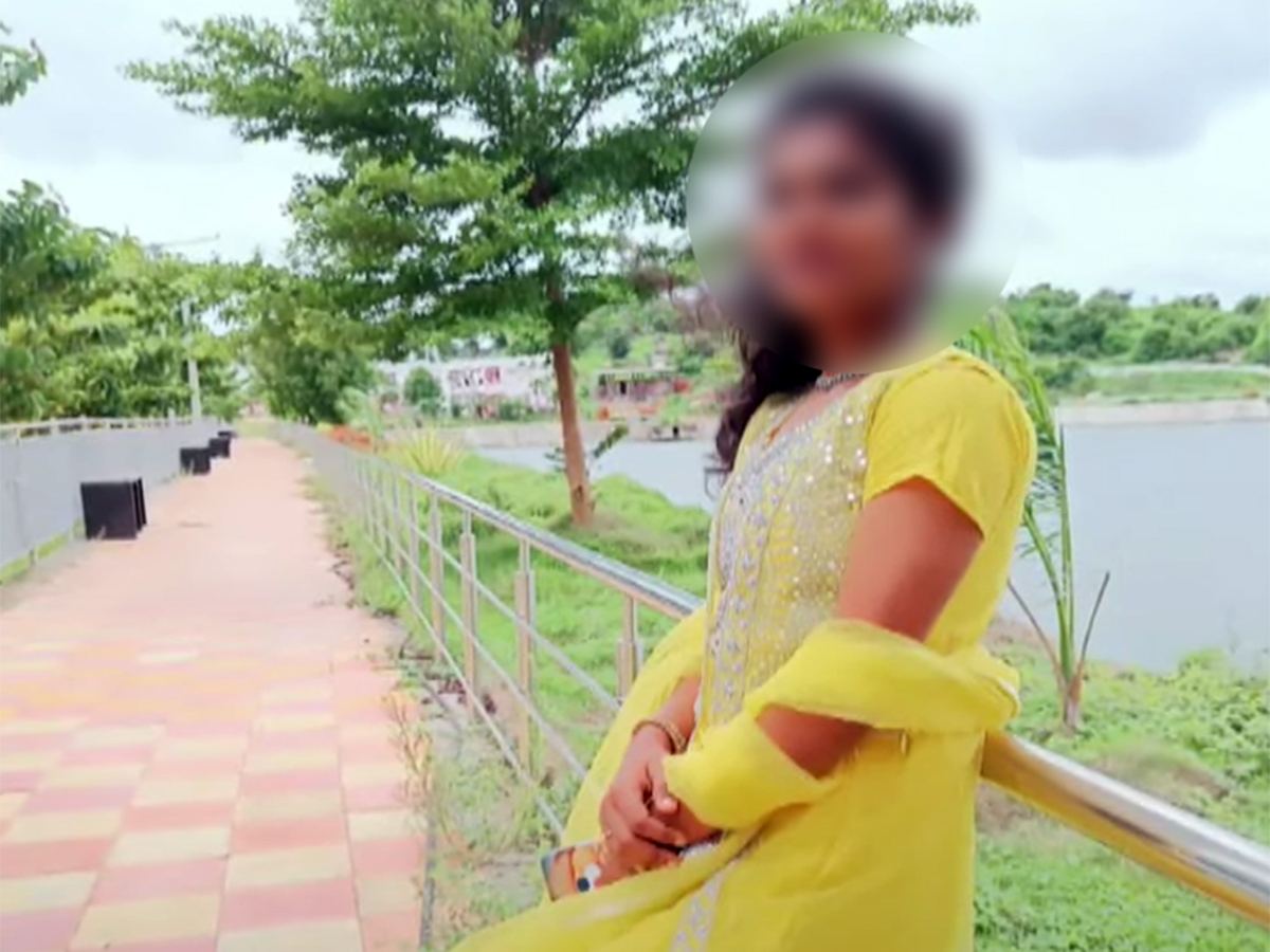 Telangana Folk Singer Death