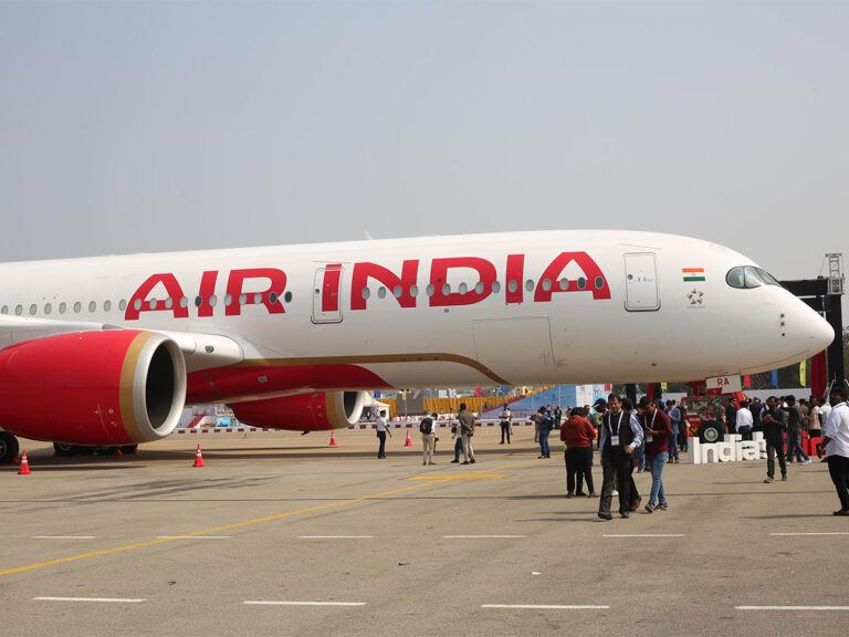 US Vlogger Slams Air India