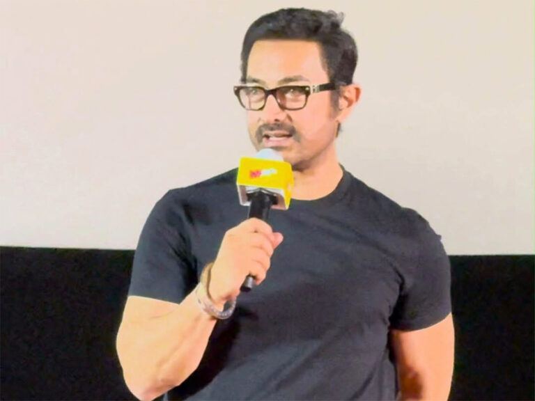 Aamir Khan Romantic Side