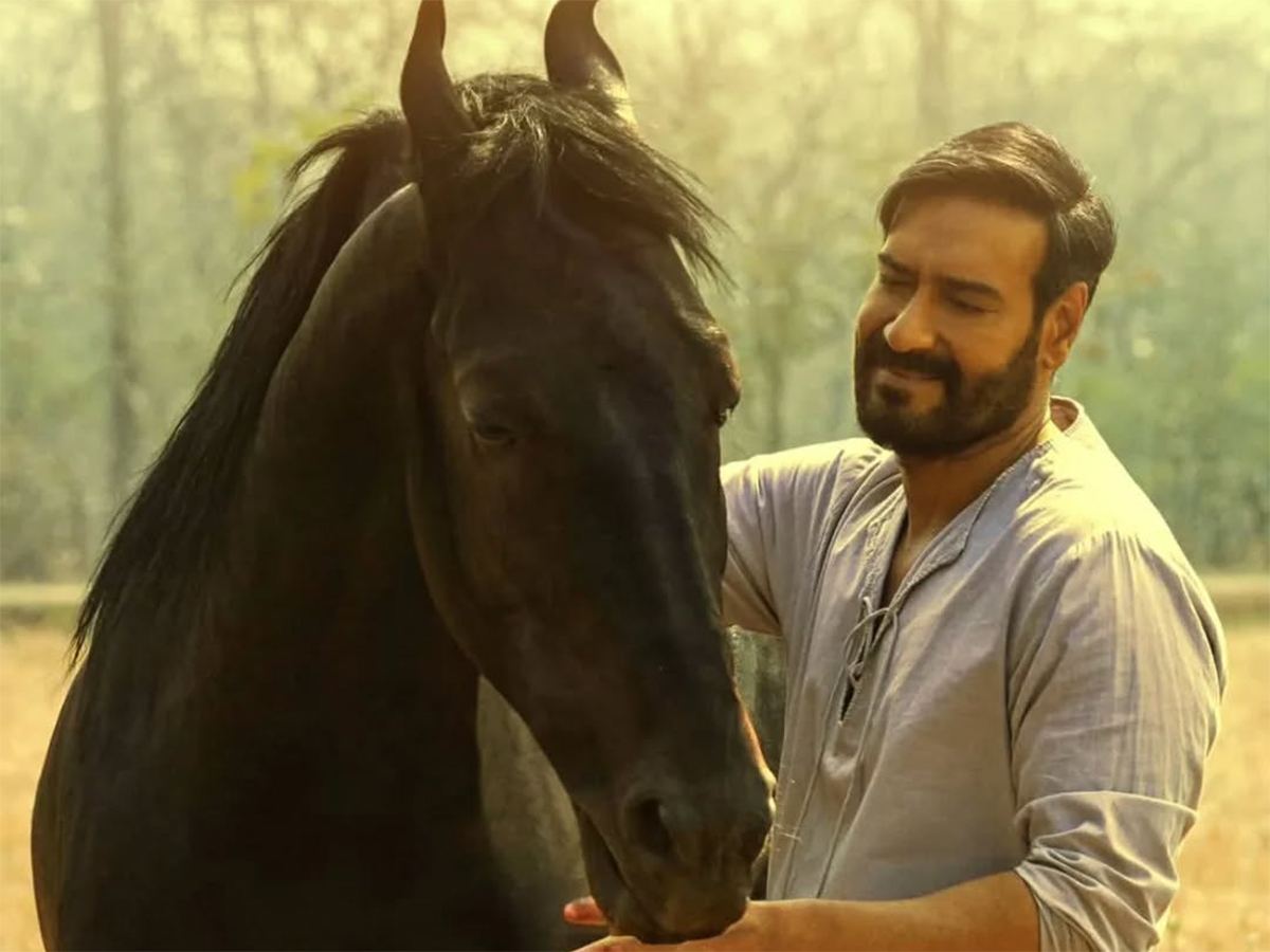 ajay-devgn-azaad