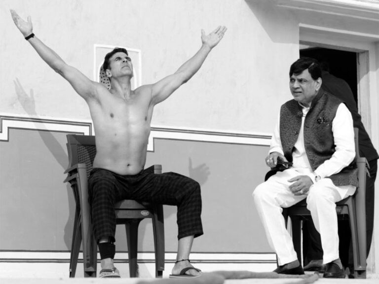 Akshay Kumar Paresh Rawal Bhoot Bangla