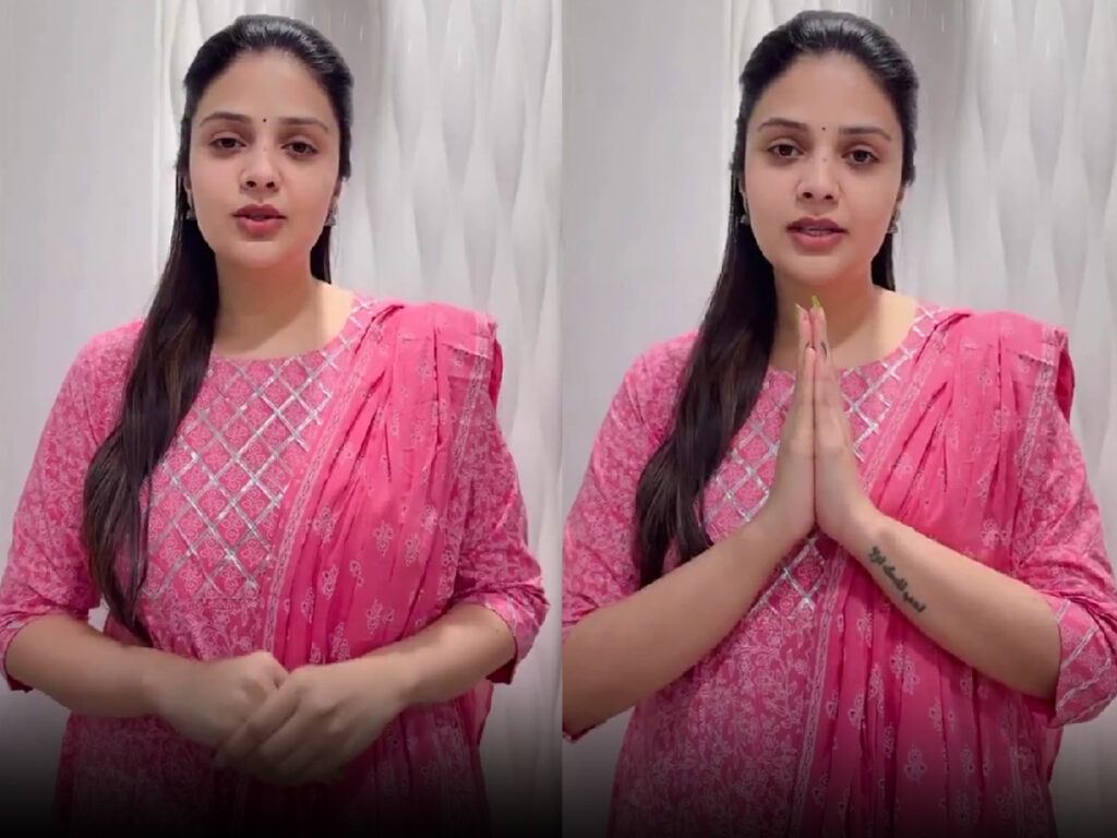 Anchor Sreemukhi Apologizes