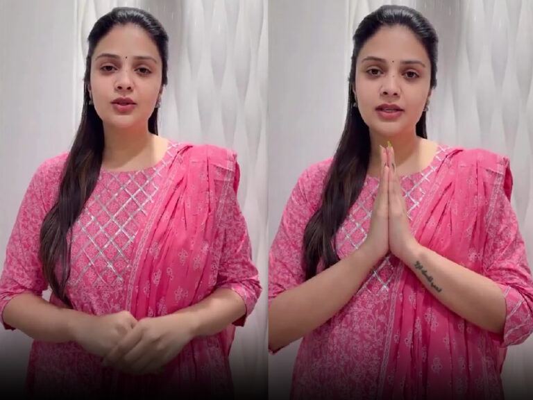 Anchor Sreemukhi Apologizes
