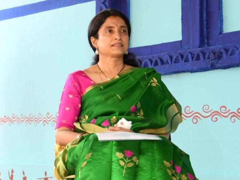Bharathi Reddy Approve TDP Ad