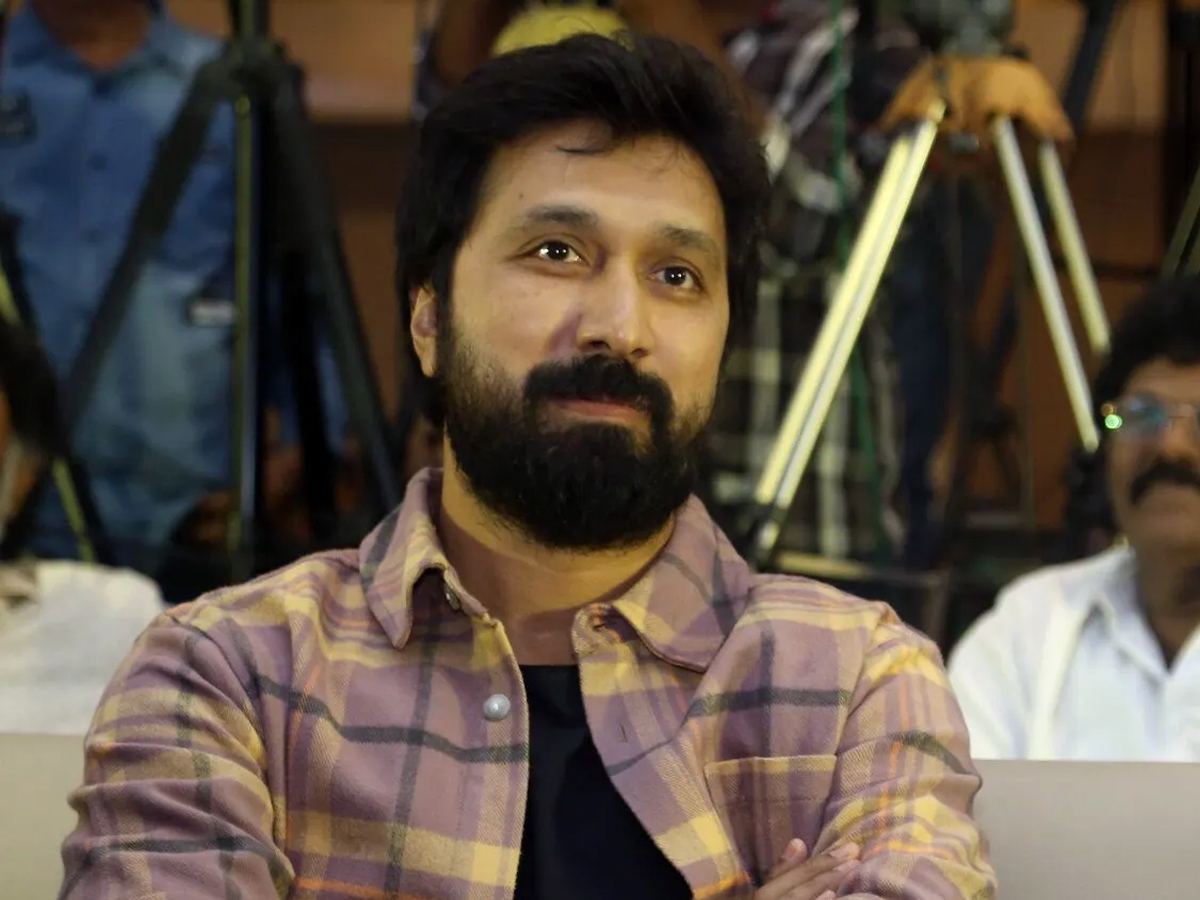 Daaku Maharaaj Director Bobby