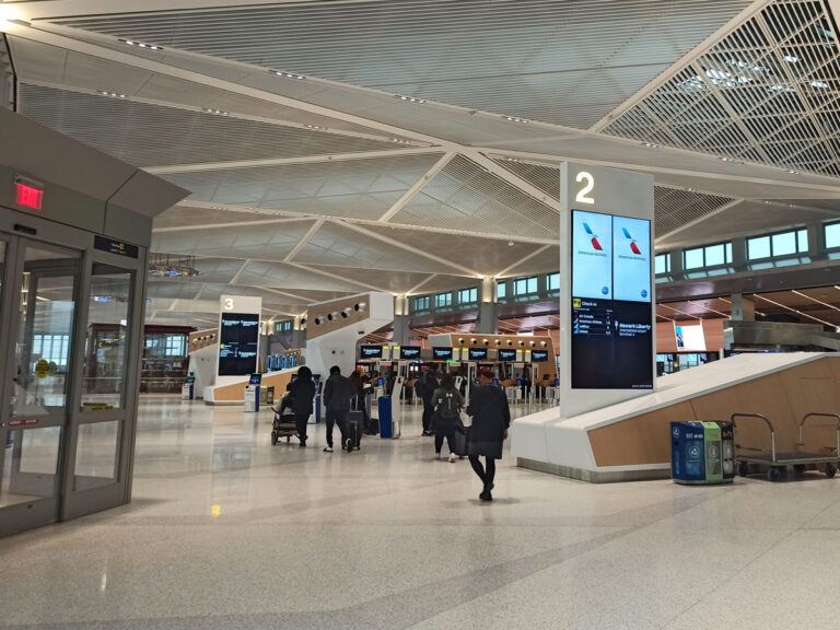 Indian Parents Sent Back From Newark Airport