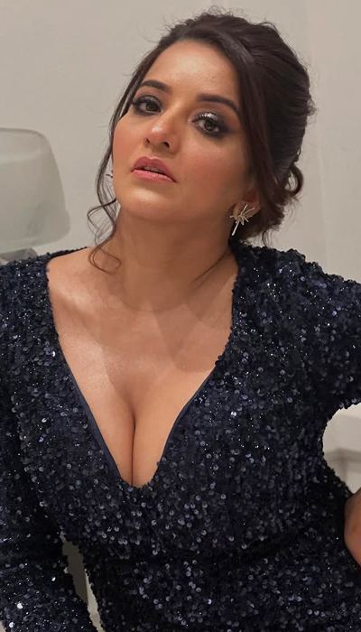 Monalisa Amps Up Hotness