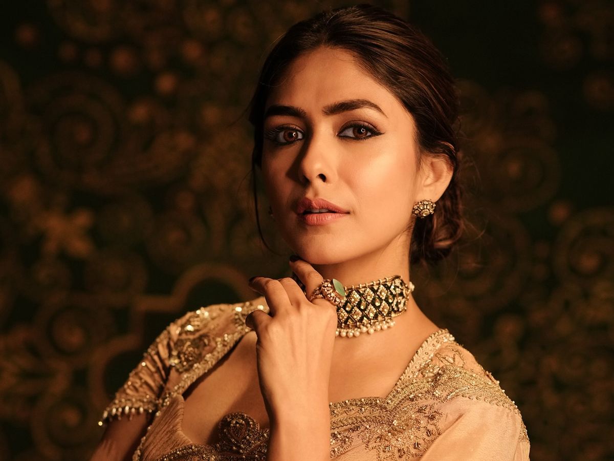 Mrunal Thakur