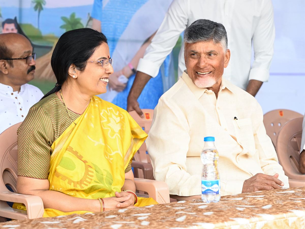 Chandrababu residence Velagapudi, Nara Bhuvaneshwari Amaravati, Amaravati land survey, AP CM house land, Velagapudi plot survey, Babu residence plans, Chandrababu Naidu residence Amaravati, Babu house Velagapudi, Nara Bhuvaneshwari house survey, Chandrababu Amaravati property, Chandrababu Naidu new home, Amaravati house Velagapudi plot, Babu's Amaravati land acquisition, Chandrababu Naidu Velagapudi plot, Nara Bhuvaneshwari land survey, Chandrababu residence Velagapudi plot, Chandrababu Naidu new Amaravati home, Babu's land survey in Amaravati, Naidu family Amaravati residence