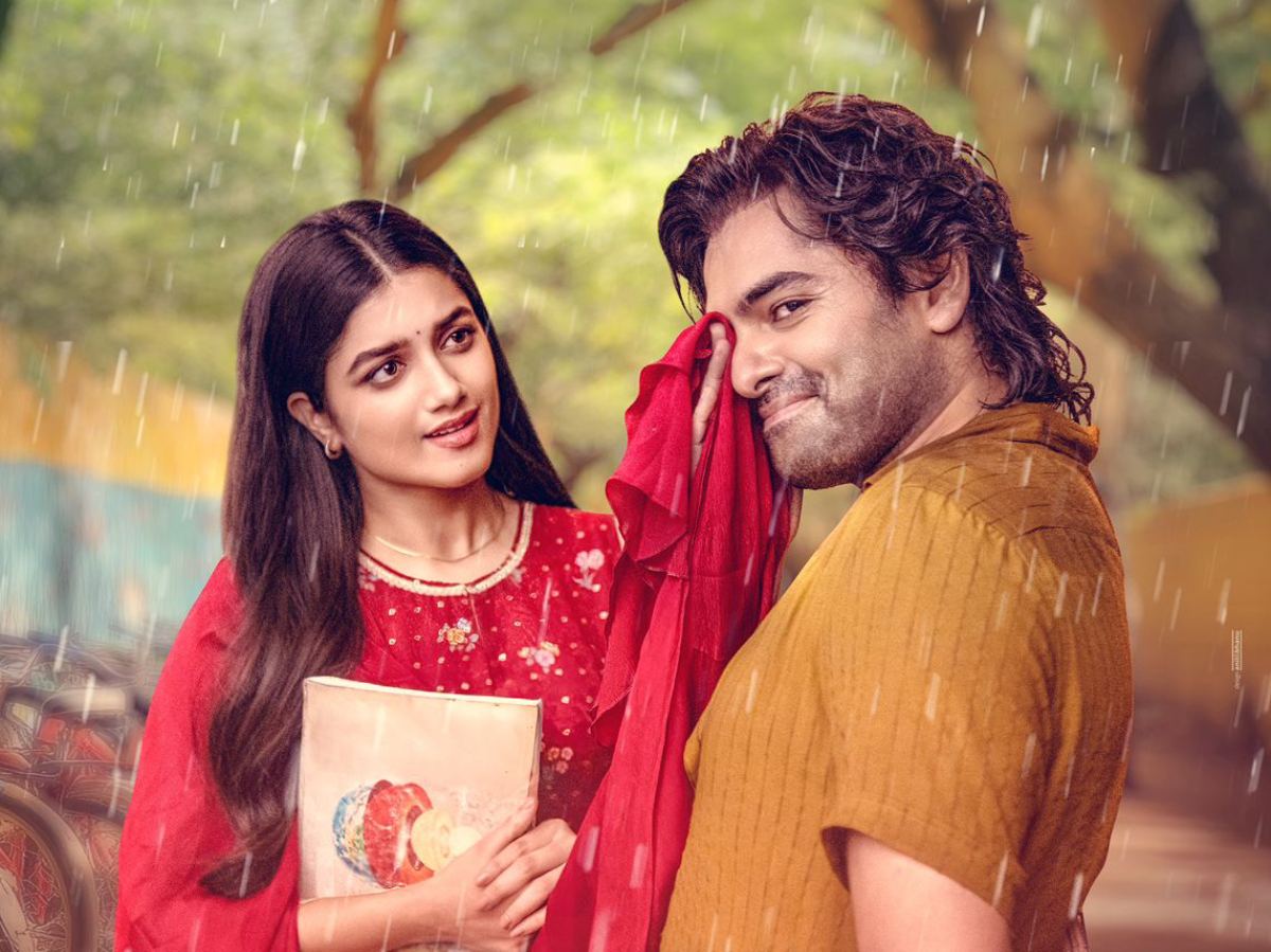 ram-pothineni-and-bhagyashri-in-rapo22