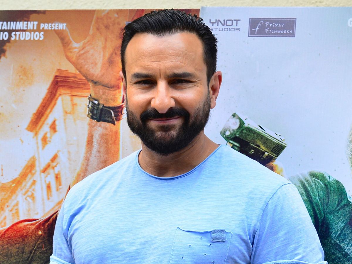 Saif Ali Khan Nude Scene