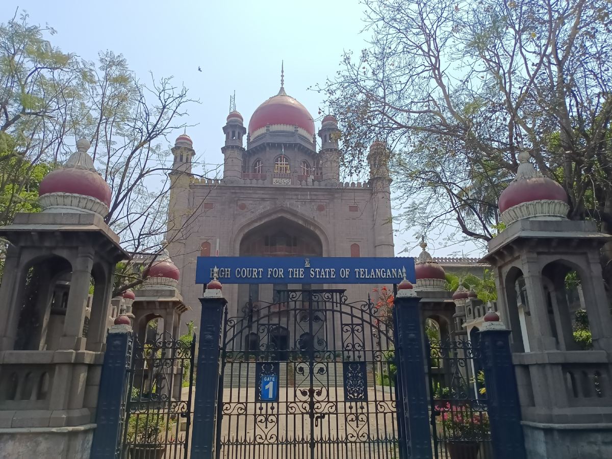 telangana-high-court Gives Bail in Phone Tapping Case