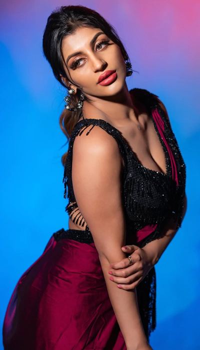 Yashika Aannand Grabs Attention