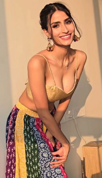 Youthful Nikita Tiwari