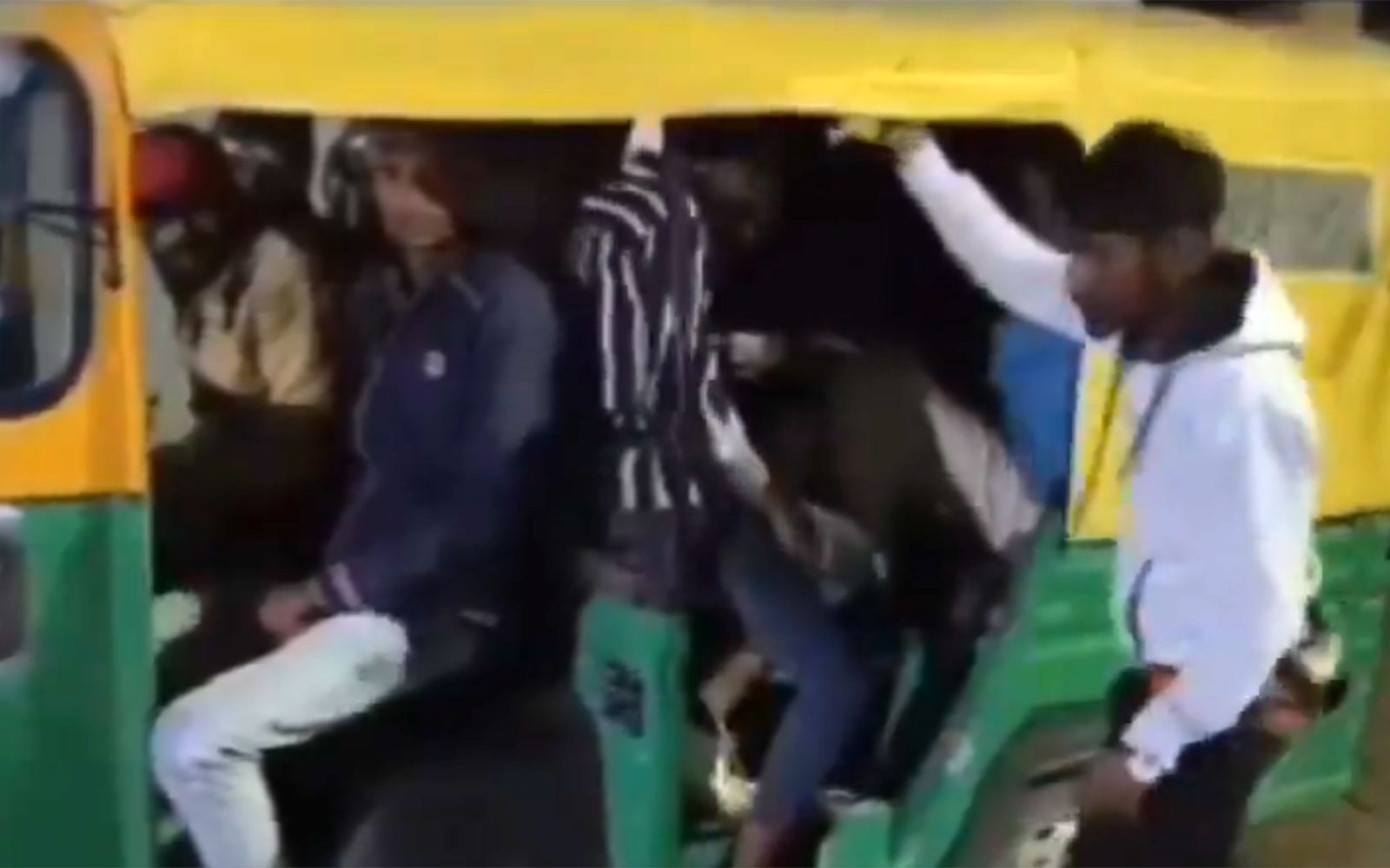 18 Passengers Riding in 1 Rickshaw