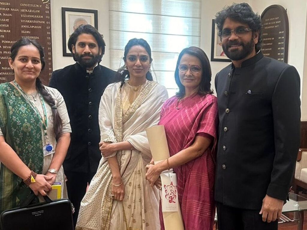 akkineni-nagarjuna--tdp-office