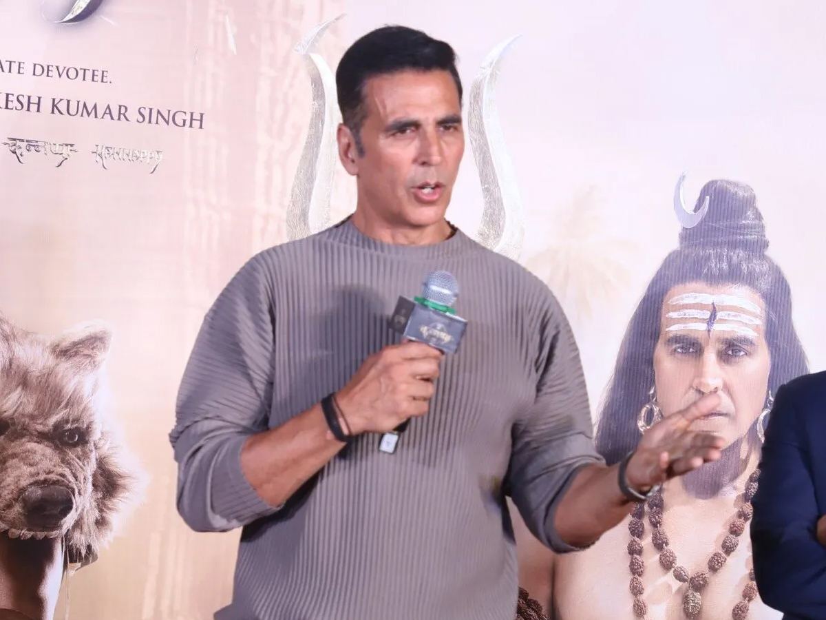 Akshay Kumar Controversy