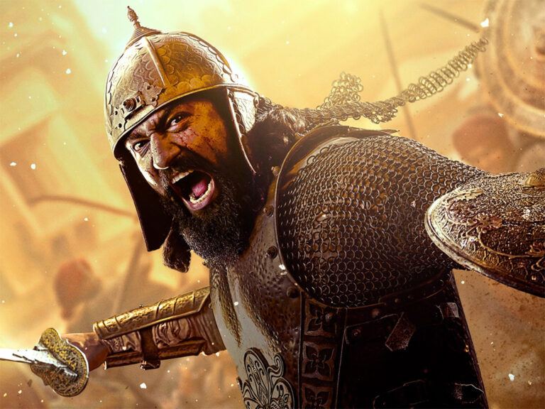 Chhaava Drunk Man Destroys Movie Screen