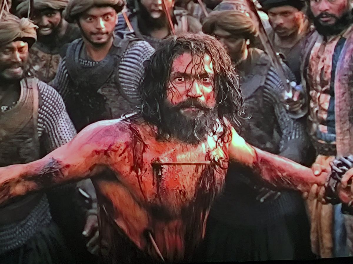 chhaava-no-forced-vfx-like-telugu-pan-india-films