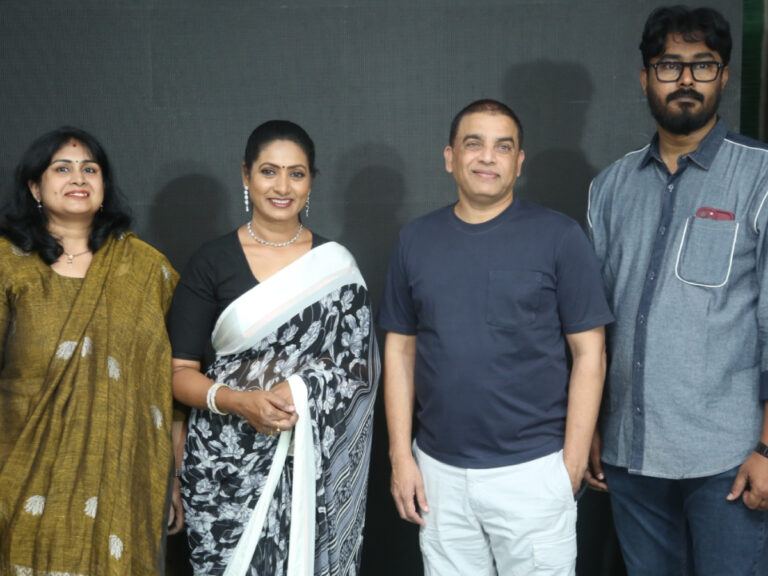 Dil Raju released Naari Trailer